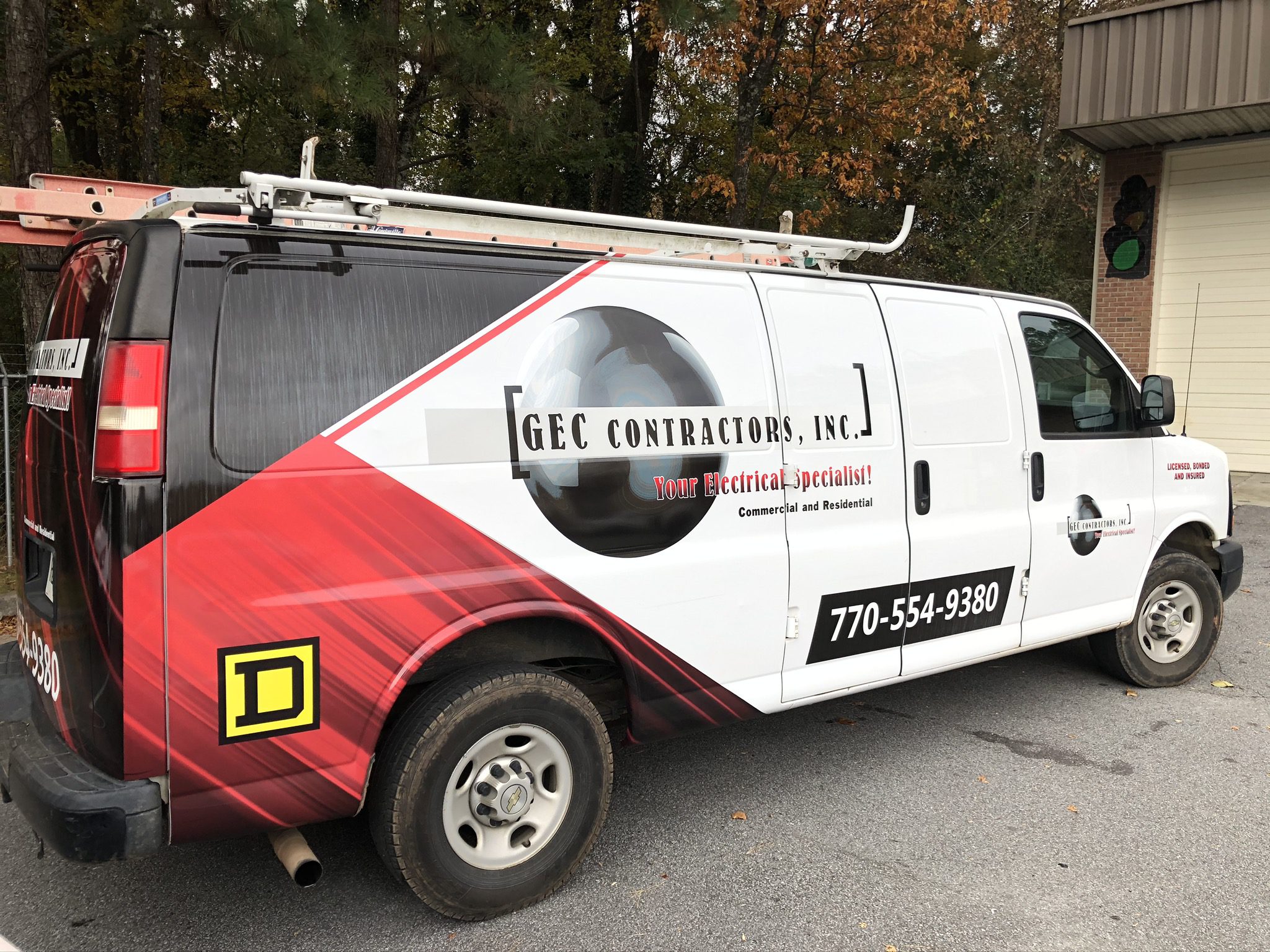 GEC Contractors Vinyl Wrap on Van Green Light Graphics