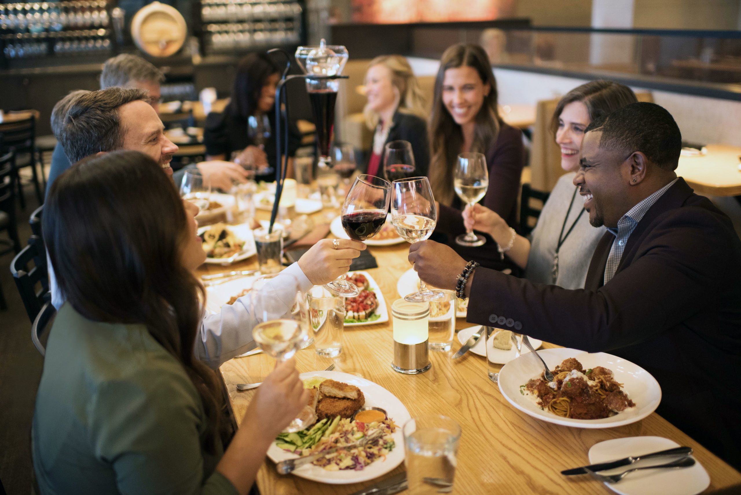 Cooper’s Hawk Winery and Restaurant Opens in Chandler Green Living