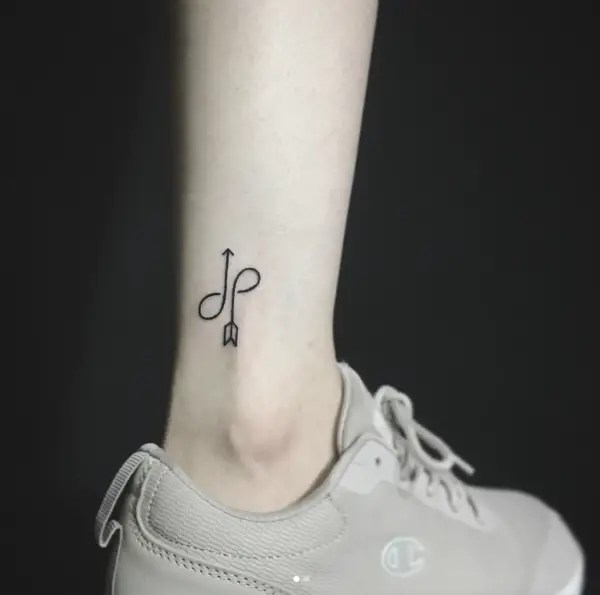15 Small Tattoos With Powerful Meaning