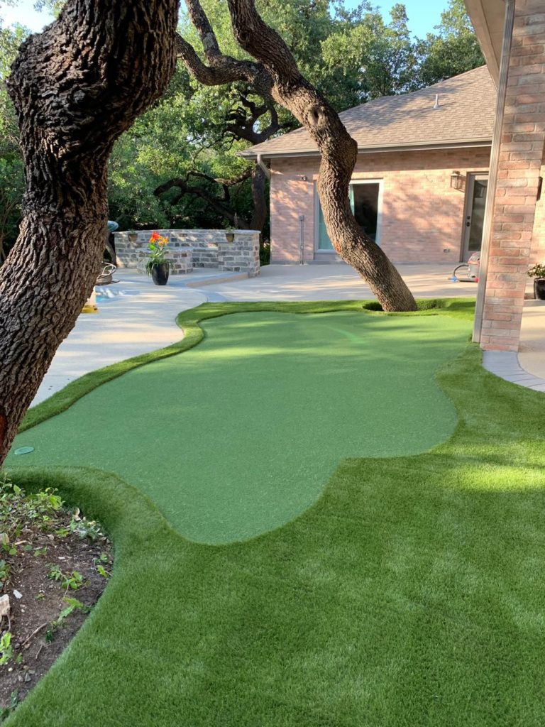 ARTIFICIAL GRASS FOR PUTTING GREENS Green Path Artificial Turf