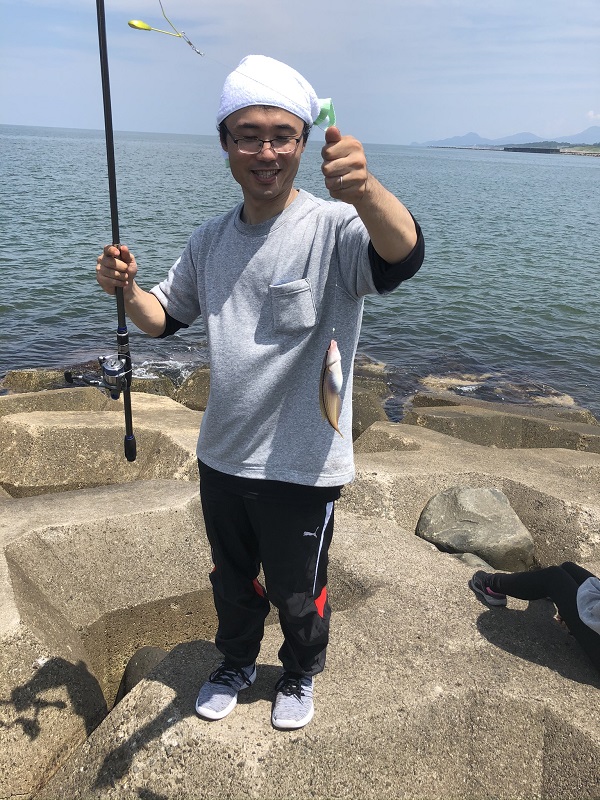 大物ゲット☆直江津港の防波堤&テトラポットで釣りしてきました☆ エクステリアガーデン・お庭の設計・施工の専門店グリーン企画