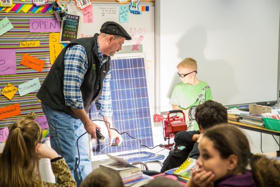 Advancing the Solar Schools Movement How The Solar Foundation is