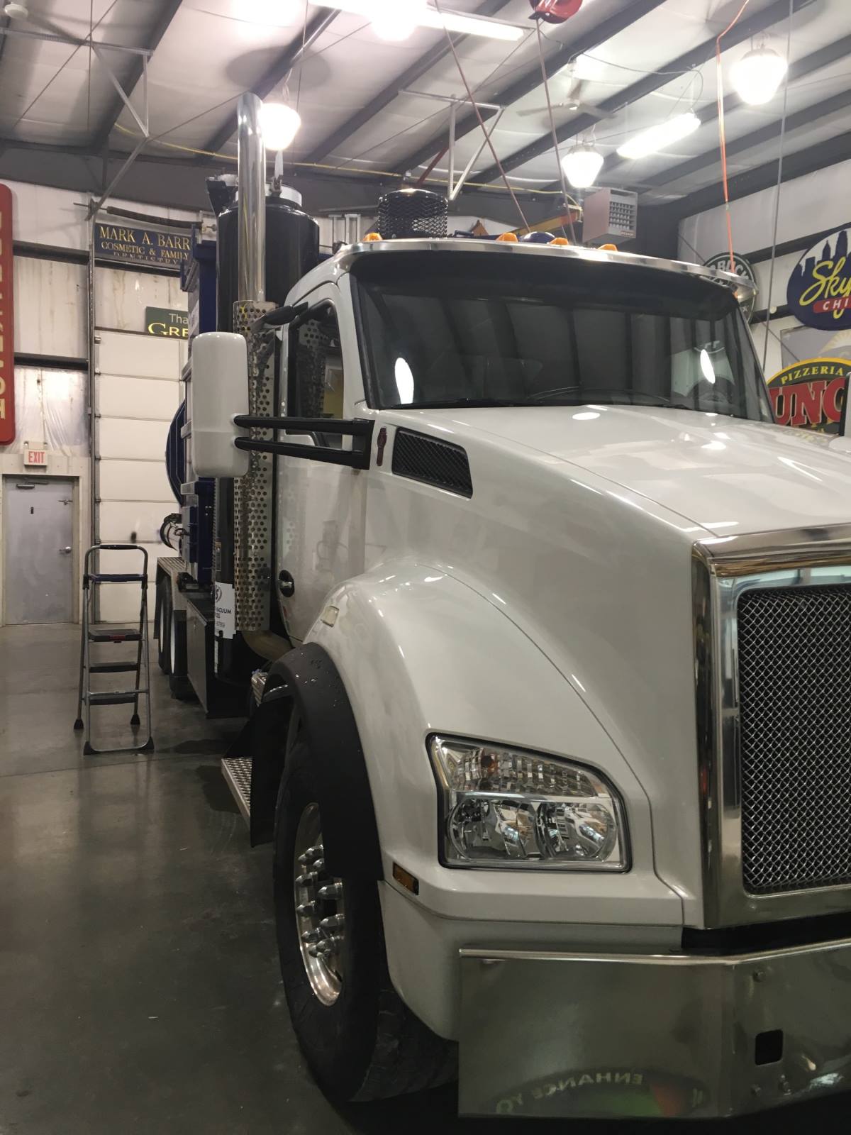 Advanced Vacuum Services Vehicle Graphics GSC 100 Series