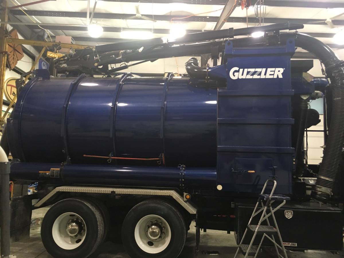 Advanced Vacuum Services Vehicle Graphics GSC 100 Series