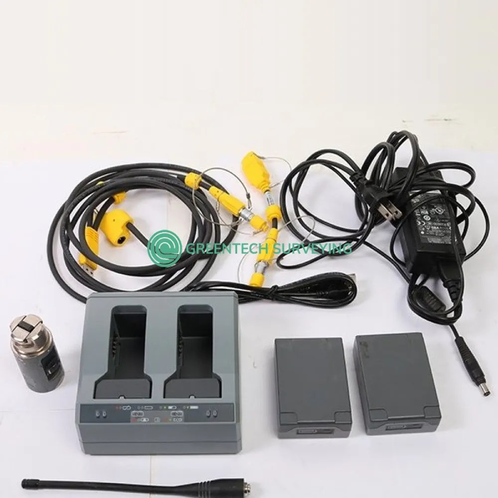 Trimble R10 GNSS System