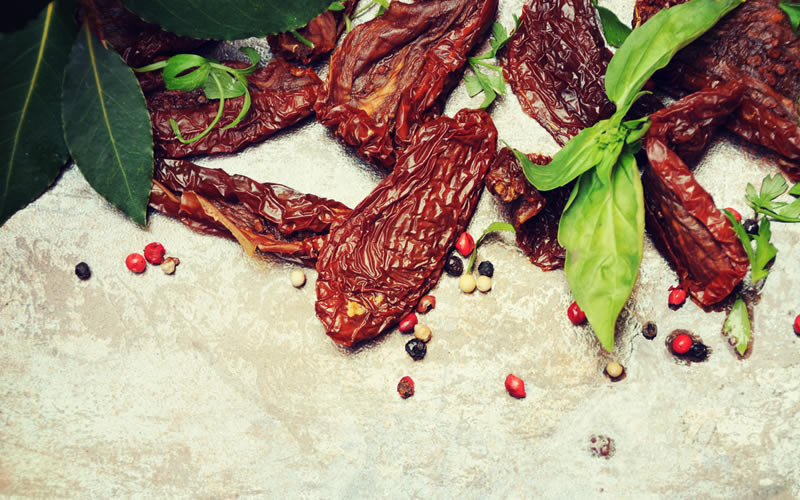 How to Preserve Food Using Sun Drying Methods Greentumble