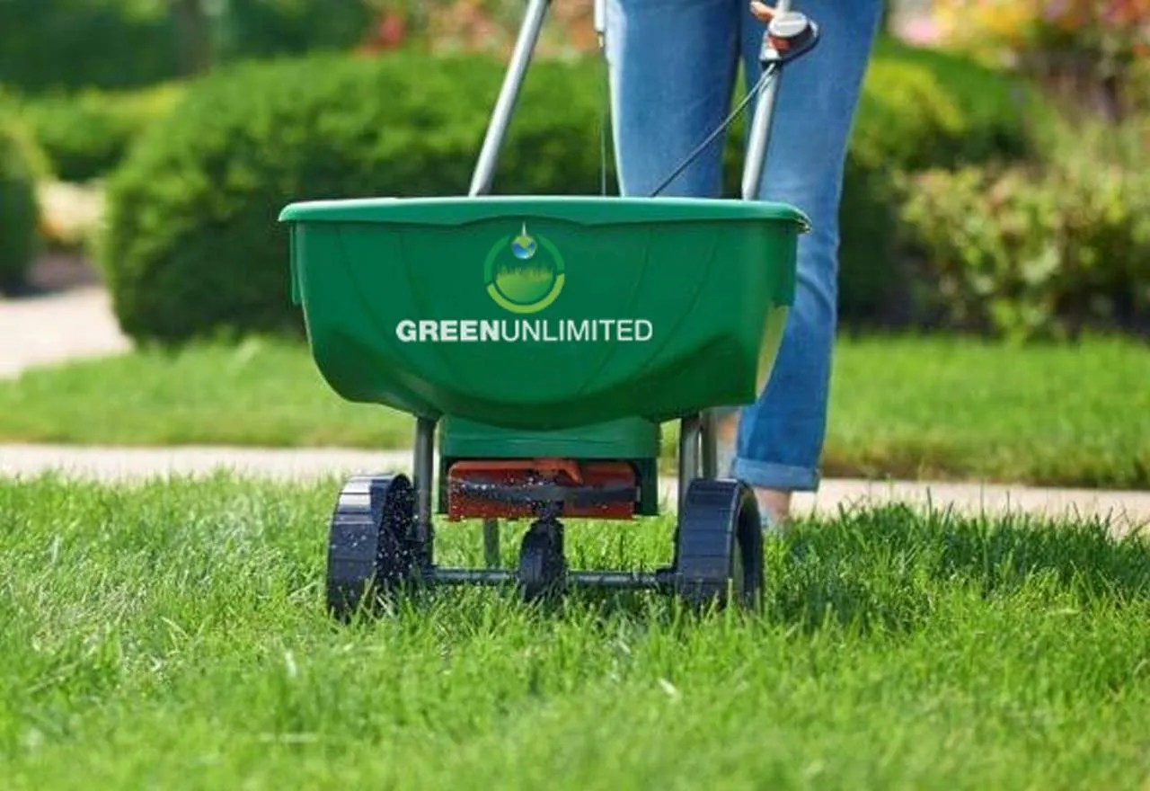 Ottawa Lawn Care & Pest Control Services Your Local Experts Green