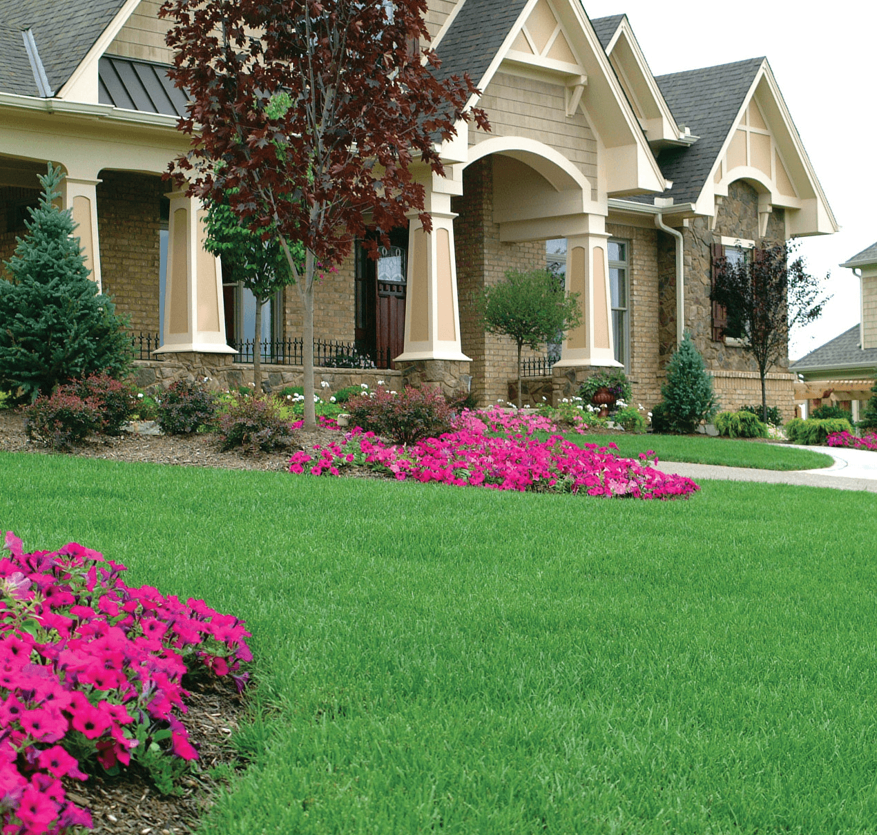 Landscaping Company GreenUp Landscape Group
