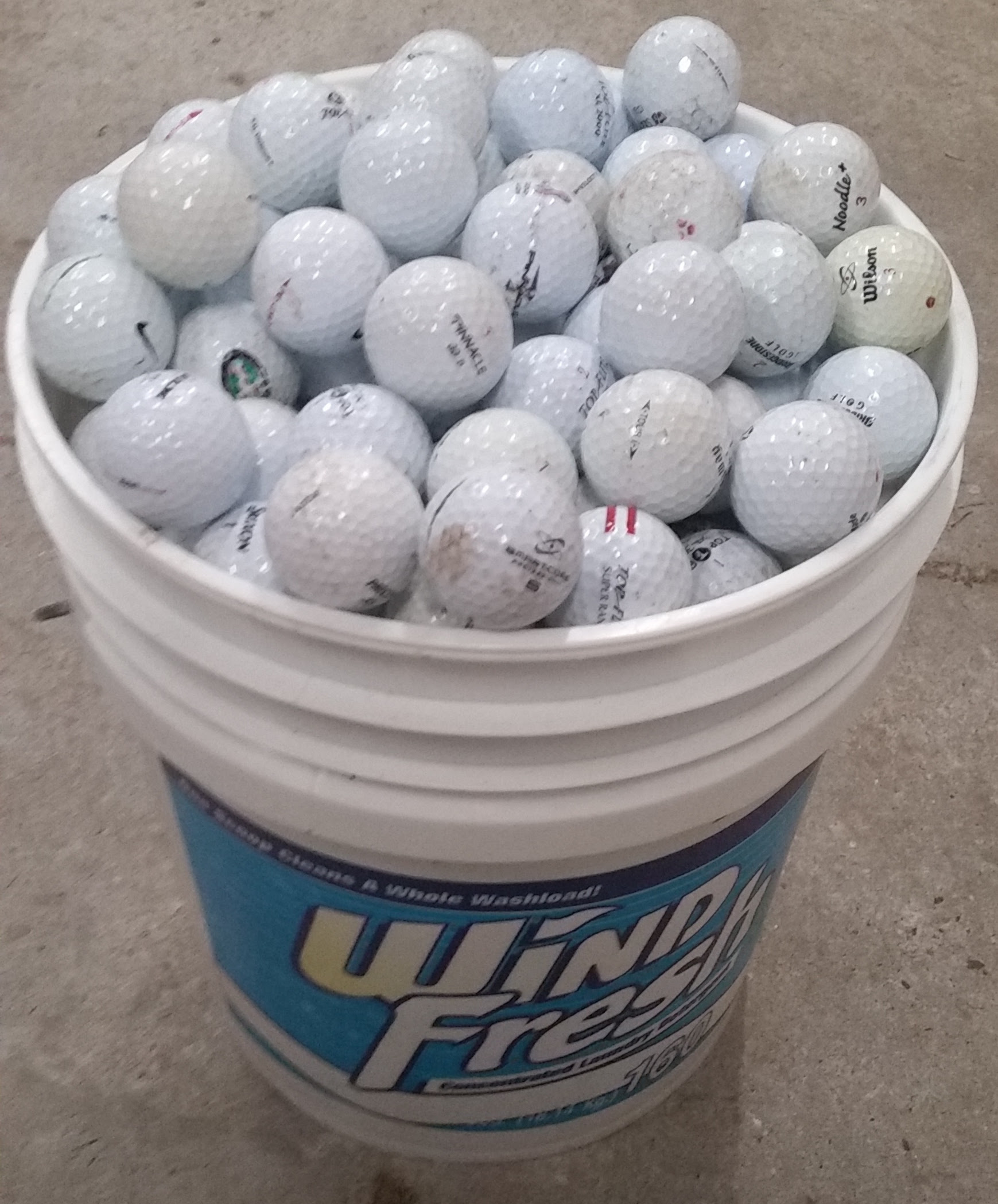 How Many Golf Balls Fit Into A 5 Gallon Bucket? Green Valley Ccofri
