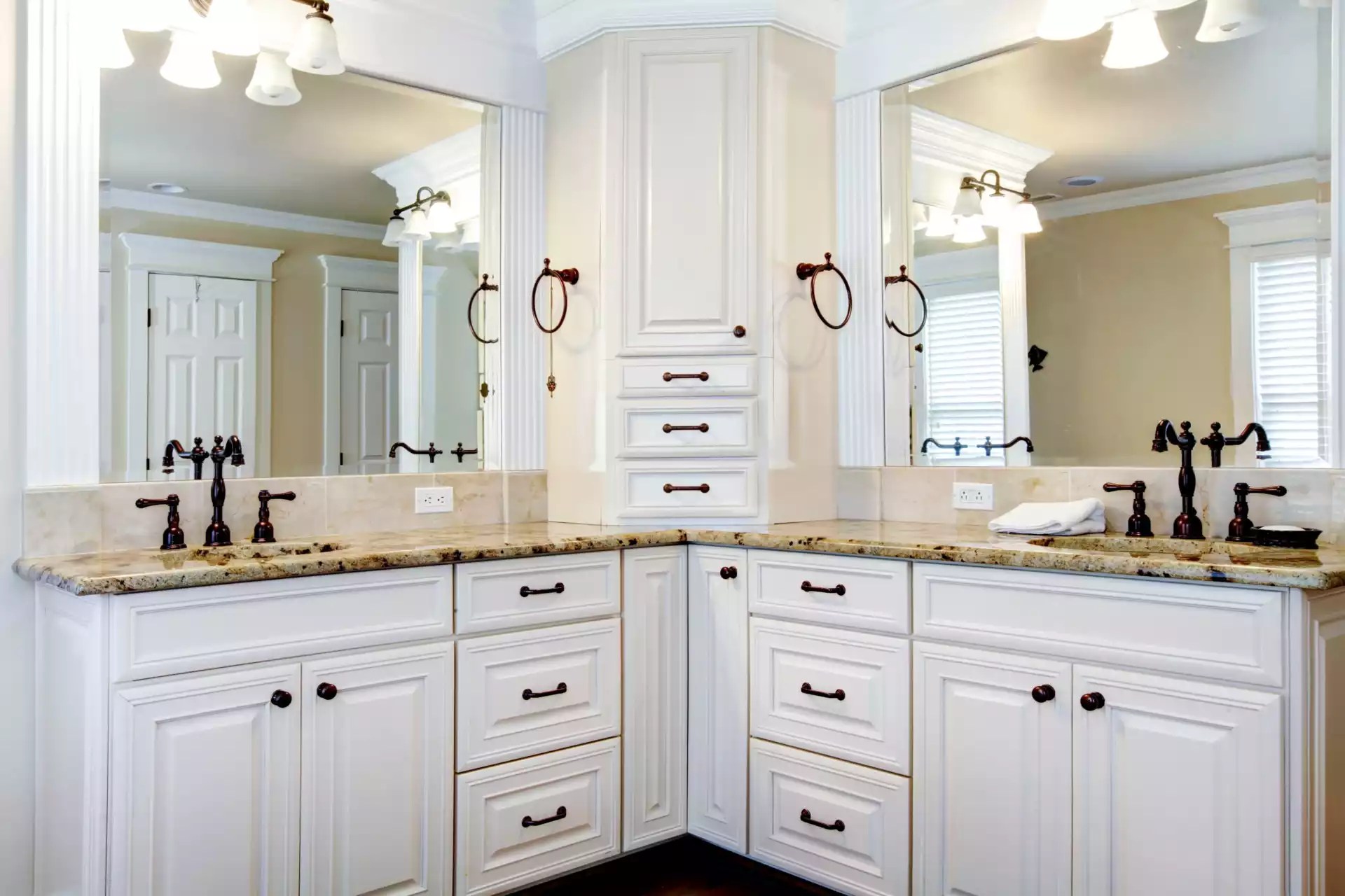 7 Secret Materials for Stunning Bathroom Greenville