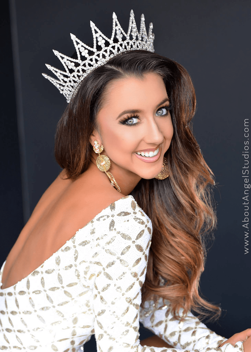 Lindley Mayer returns home and finds success on the stage and screen