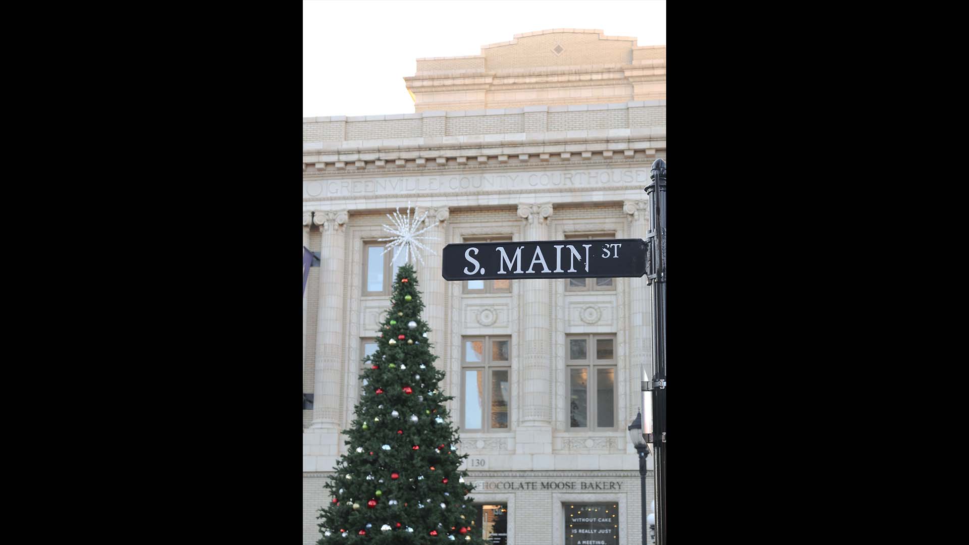 Photo gallery City of Greenville adds Christmas tree downtown