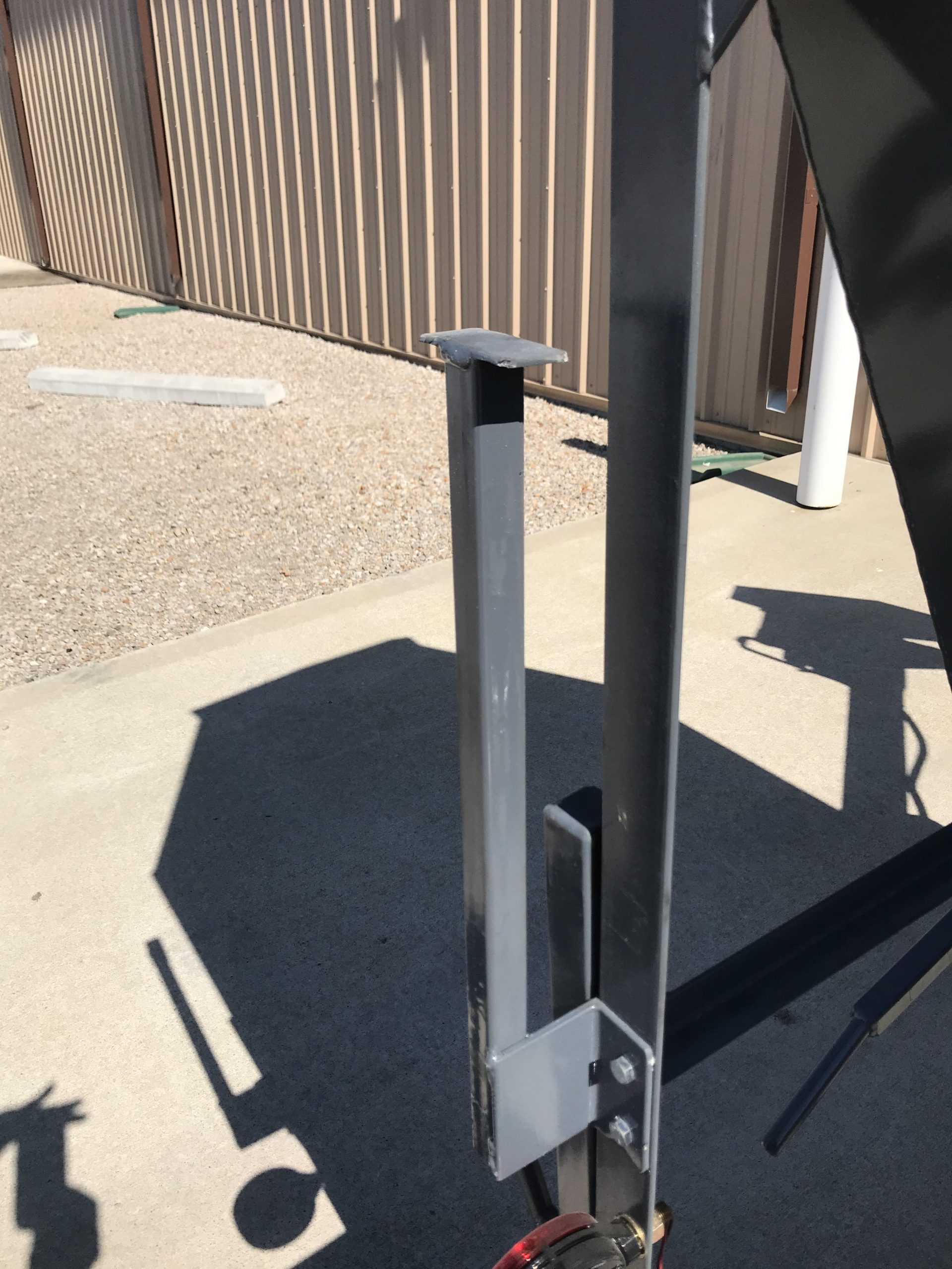 Bucket Racks Green's Welding & Sales