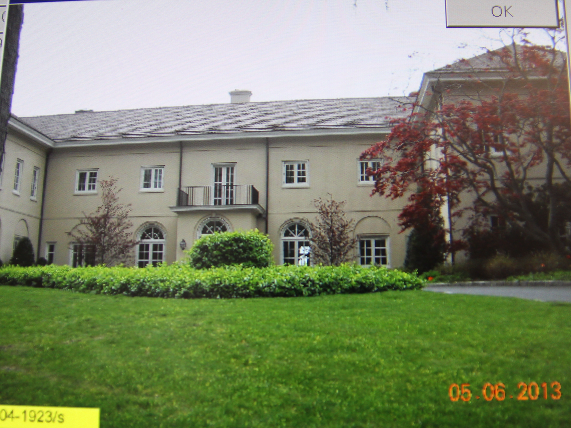 Robert Weinstein’s Waterfront Mansion in Greenwich Sells for 17