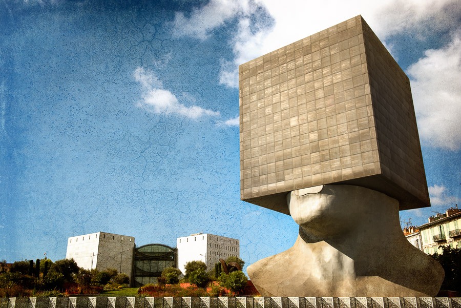 The Blockhead Building in Nice