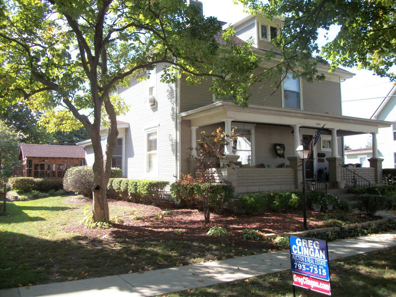 709 Fourth St., Covington, IN 47932 Greg Clingan Auctions