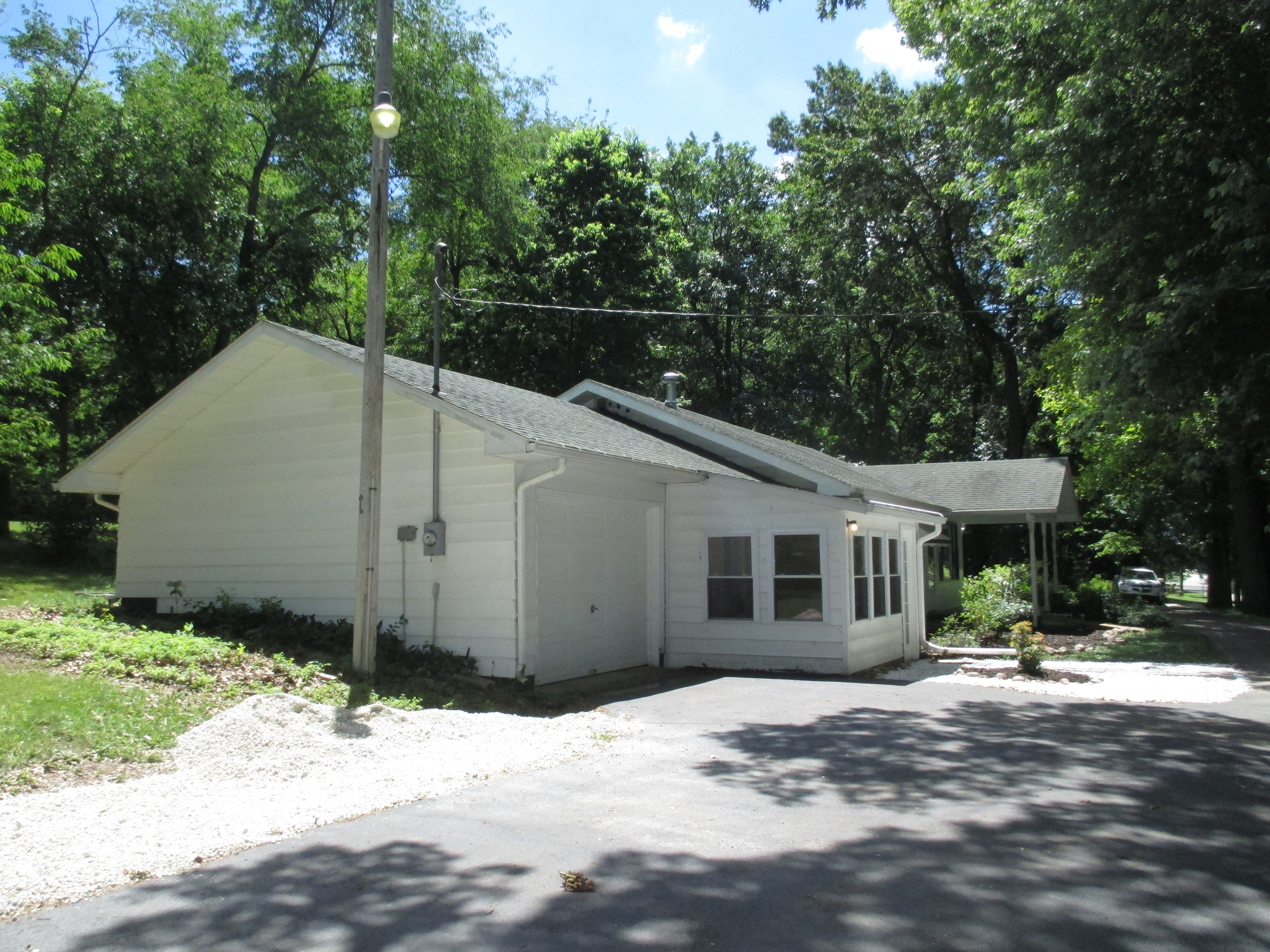 227 S River Road Covington, IN Greg Clingan Auctions