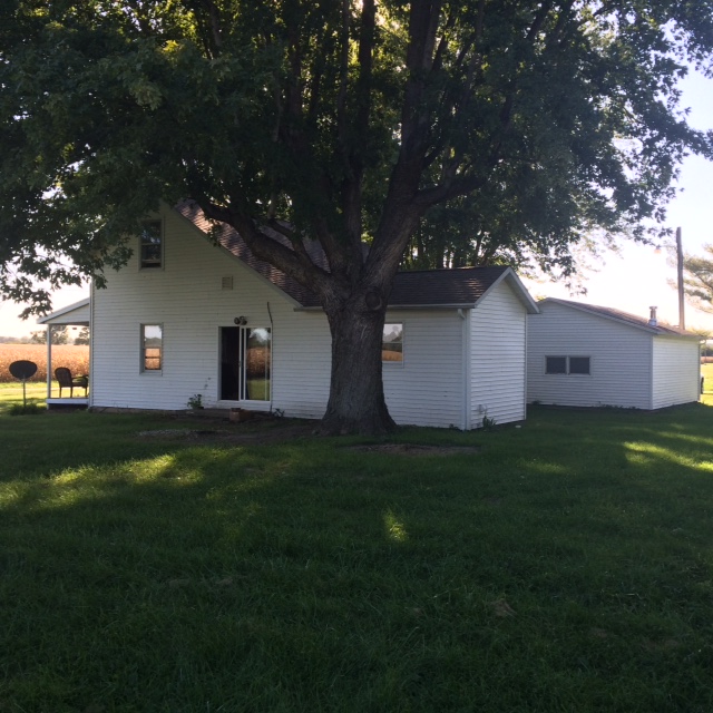 1024 W DIXIE BEE ROAD, VEEDERSBURG, IN Greg Clingan Auctions