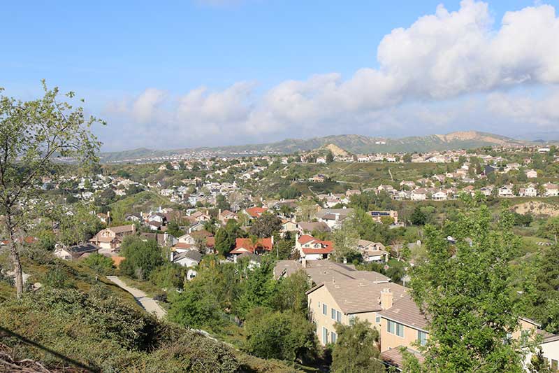 Explore the Valencia Summit Community, Homes and Real Estate