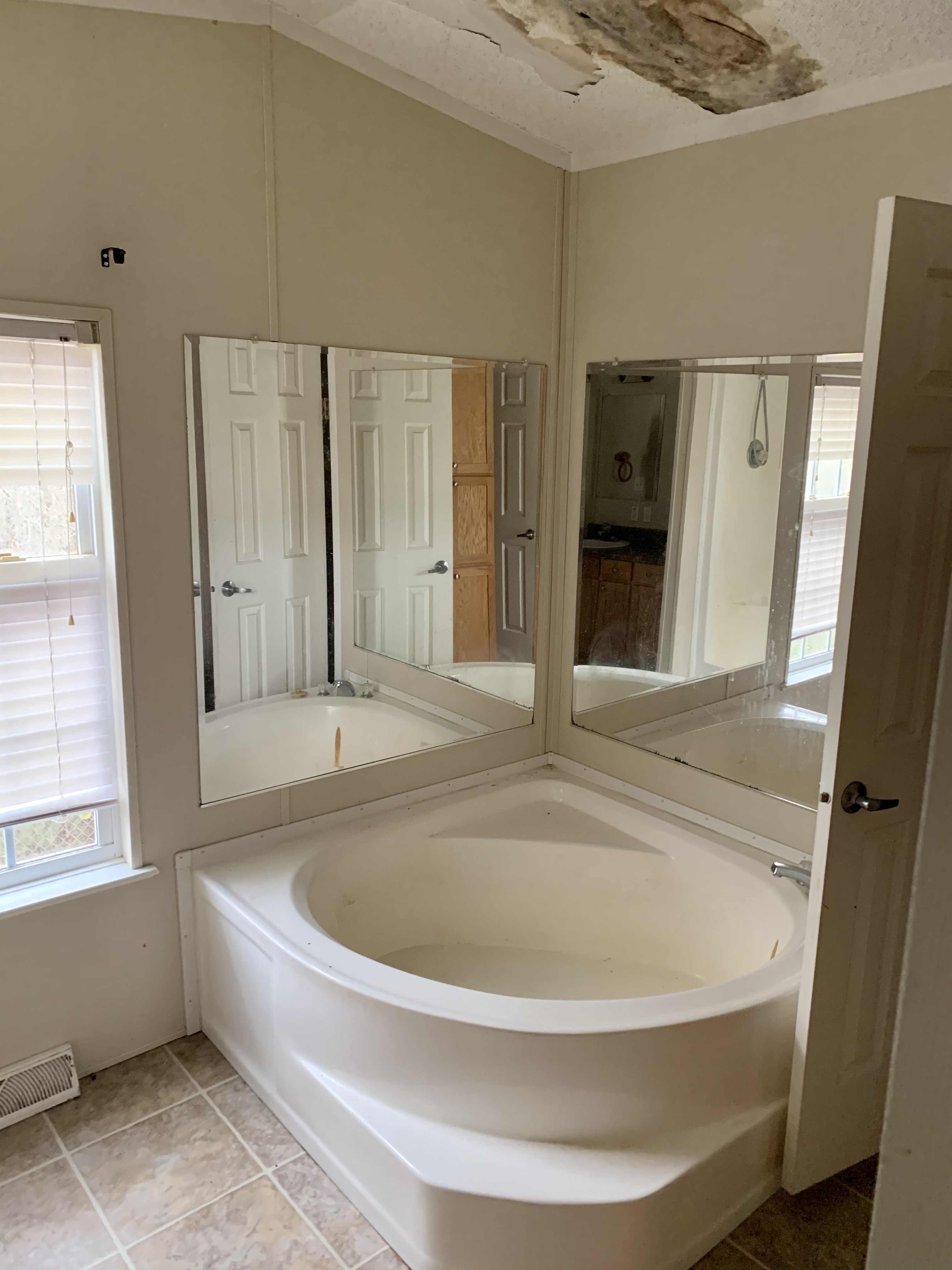 Model 29 Greg Tilley's Repos New Homes