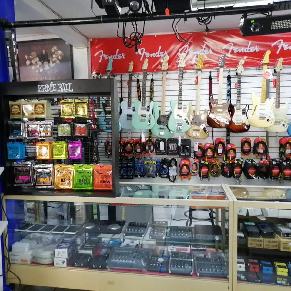 Tienda de instrumentos musicales en Los Cabos Greins Casa de Música