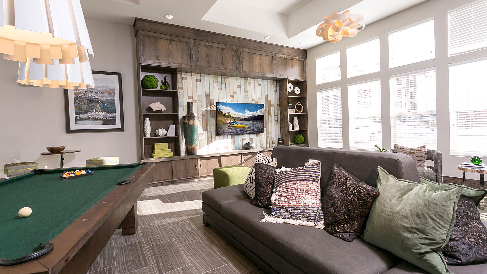 Hiline At Littleton CommonsOne, Two & Three Bedroom Apartments