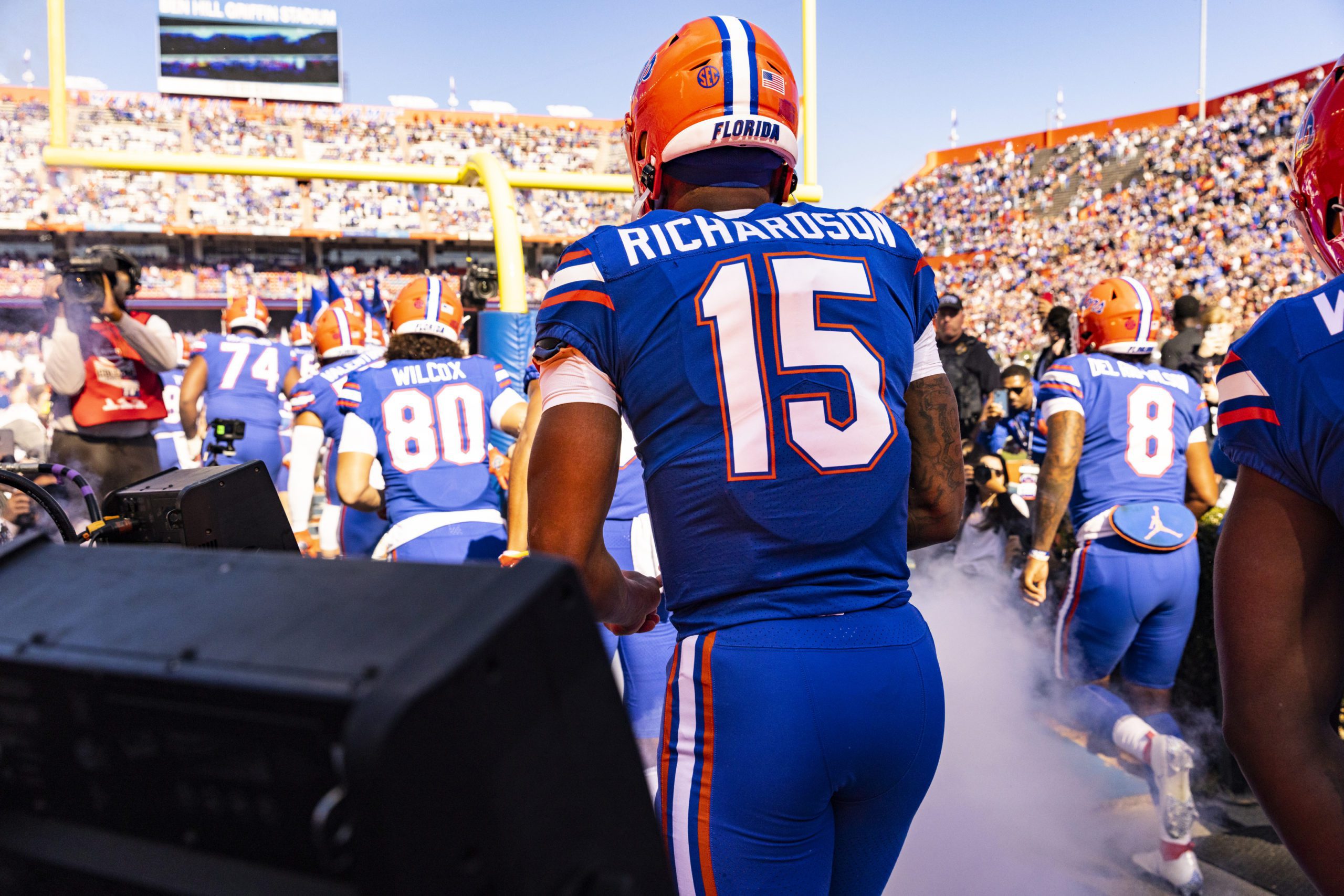 "Should’ve Stayed In College" Florida Football Fans React To Surprise