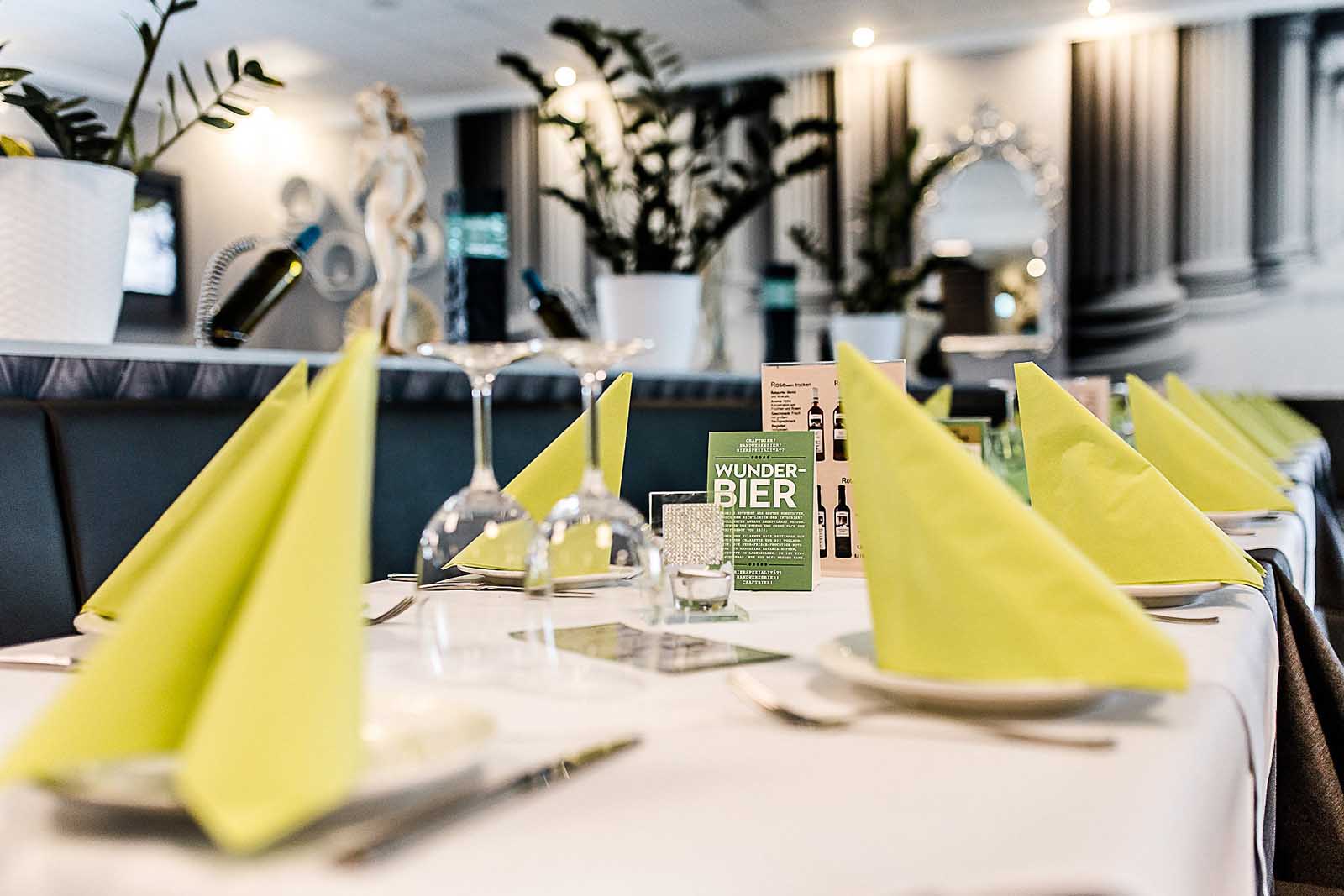 Betrachten Sie unser griechisches Restaurant Olympia in Mannheim Rheinau
