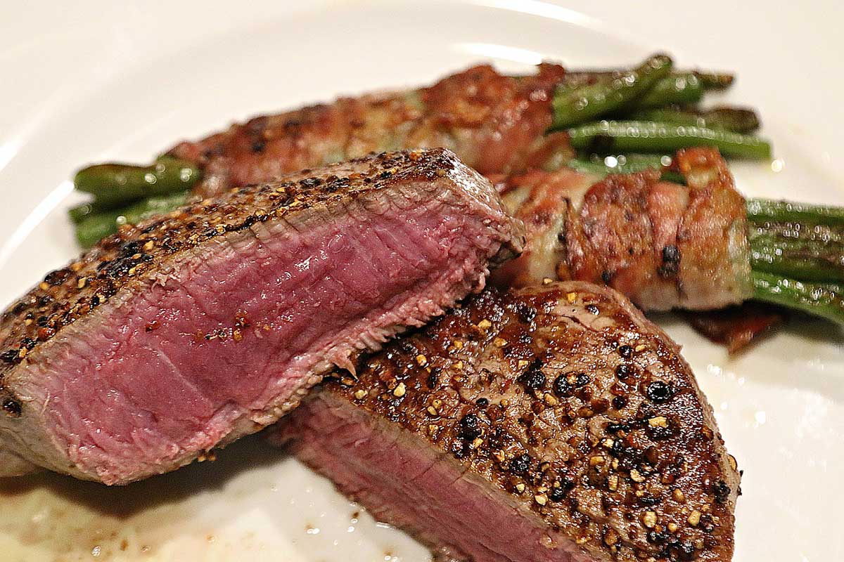 Garstufe "Medium rare" beim Fleisch und Steaks Grillen.io