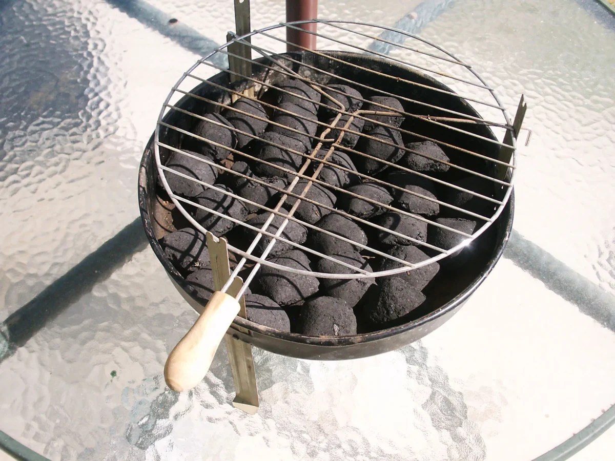 The Complete Guide to Cleaning Cast Iron Grill Grates Barbecue (2024