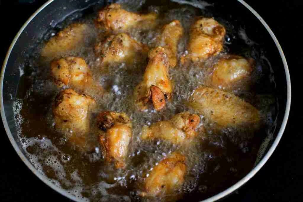 How Long Does It Take To Boil Chicken Wings Before Grilling? (Exact Time)