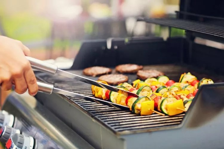 How To Light A Gas Grill Without Ignitor? (Essential BBQ Skill)