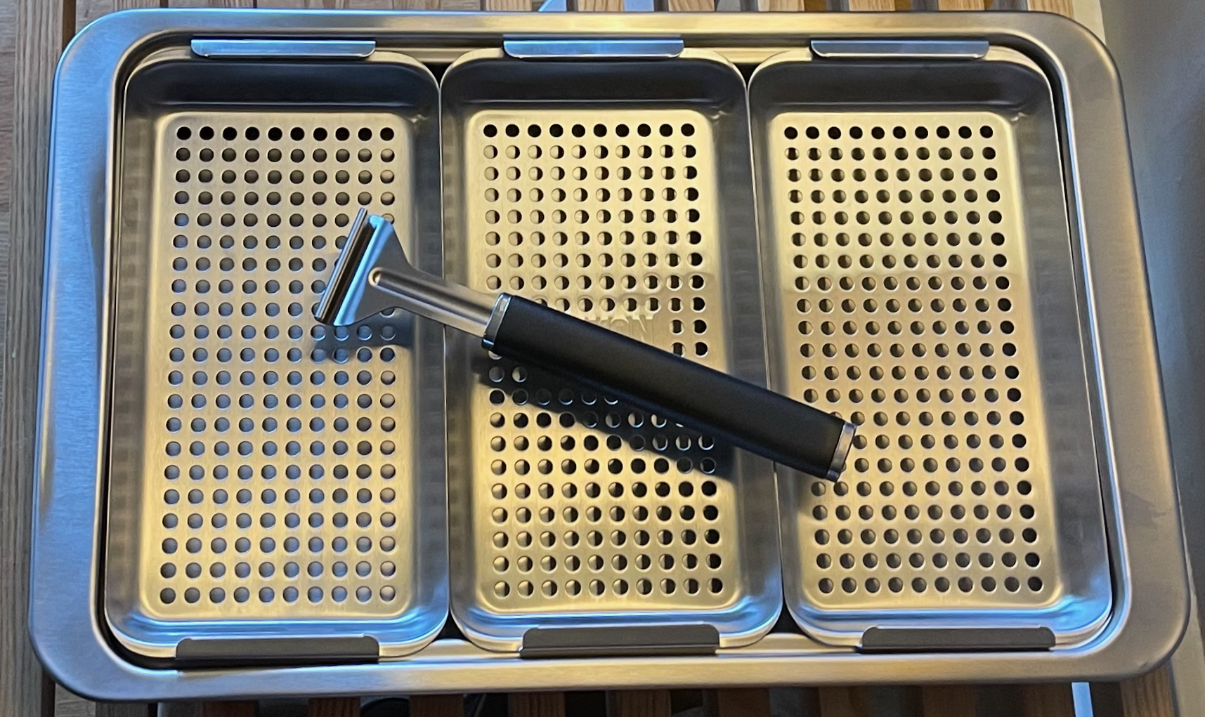 Product Review Grill 'n' Serve BBQ Serving Trays Grilling Montana