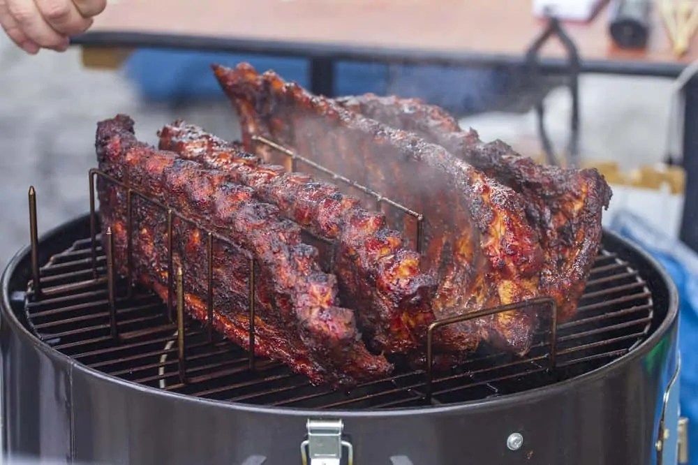 What is the Best Wood for Smoking Different Kinds of Meat?