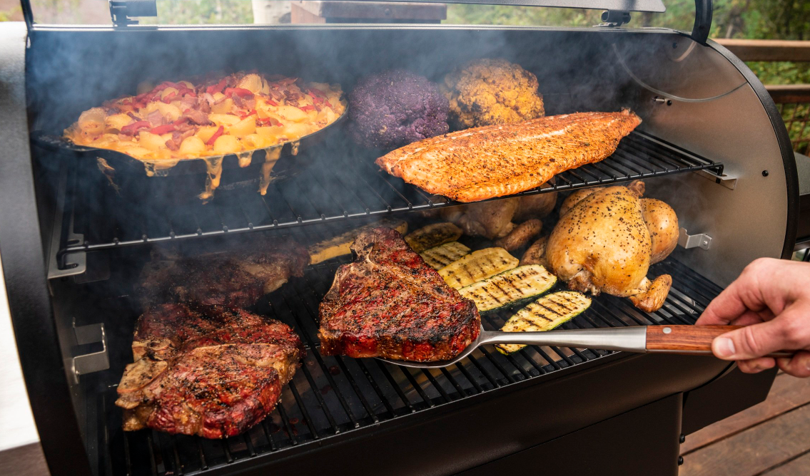How Does A Traeger Grill Work 4 Tips & Best Helpful Review