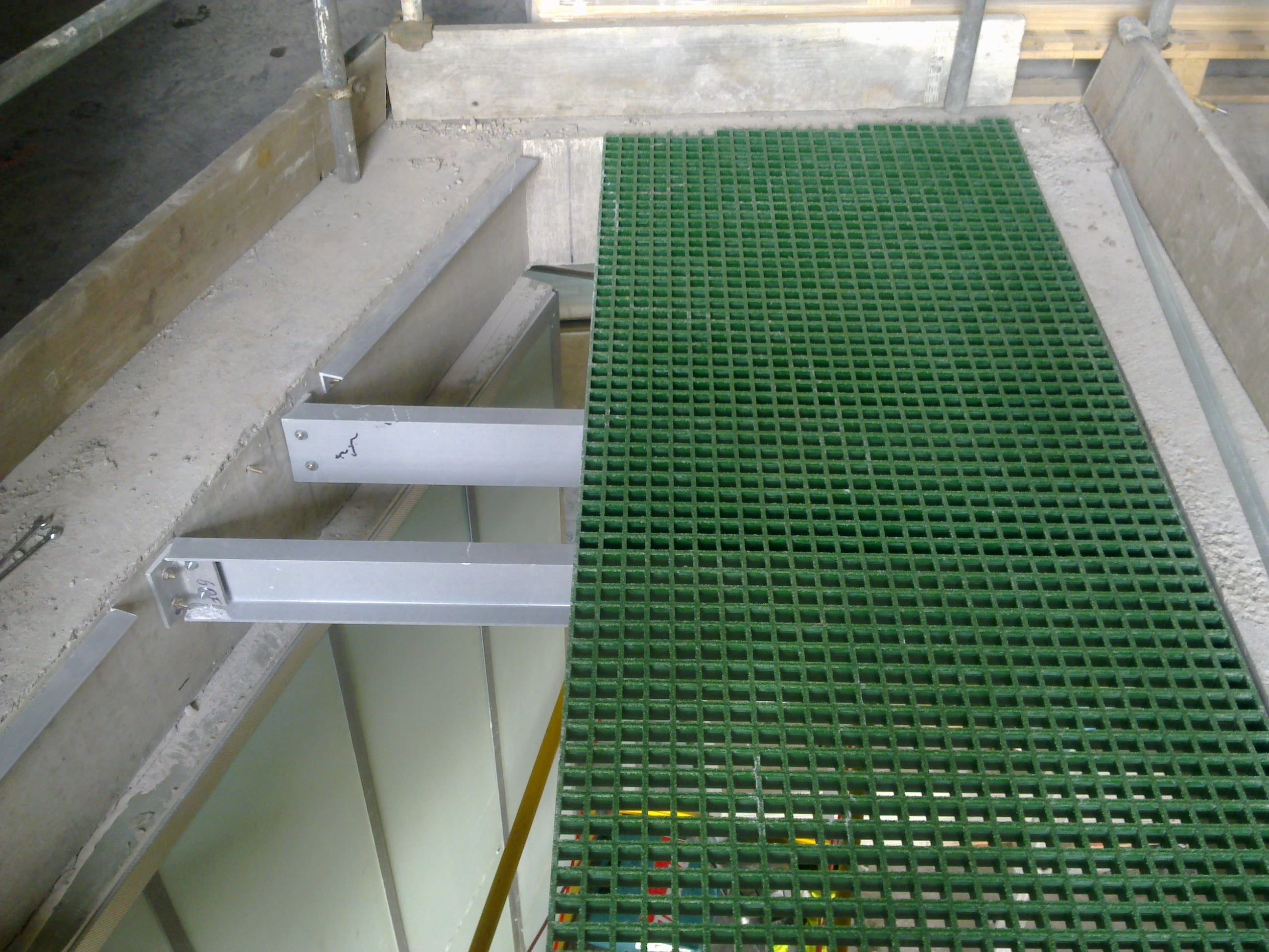 Service Riser Safety Gripclad