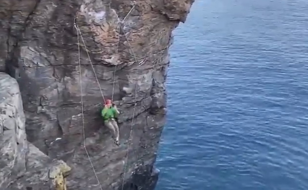 Watch Five Rock Climbing Whipper Clips Gripped Magazine