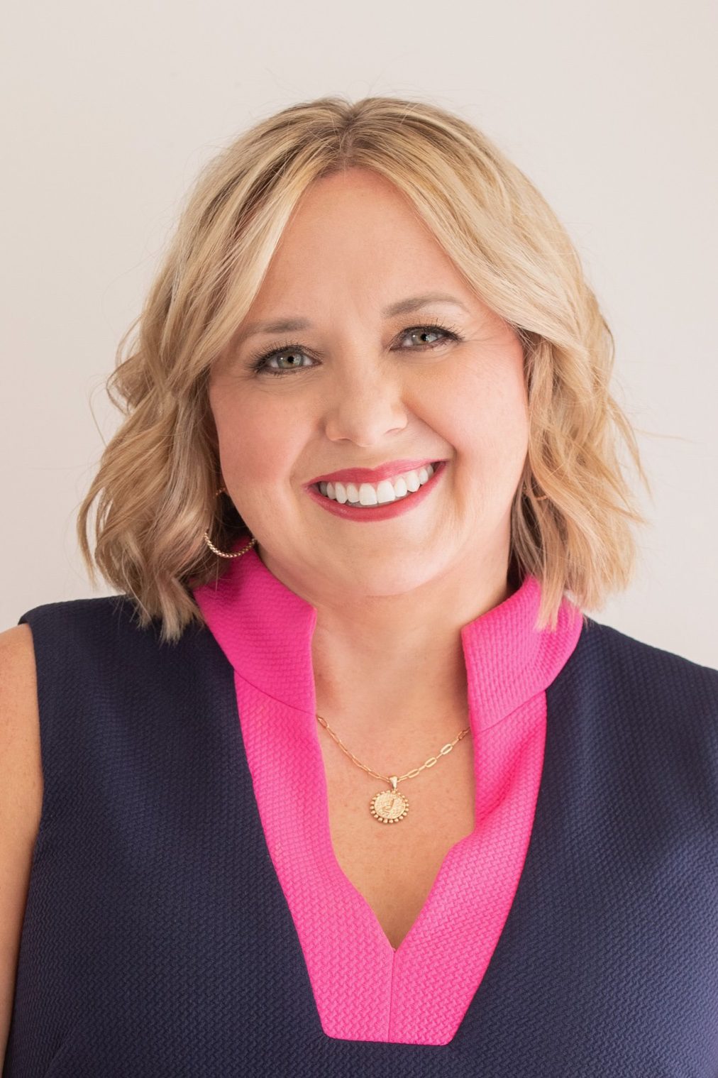 How Grayslake Realtor Jamie Hering Uses Hustle and Heart to Sell Real