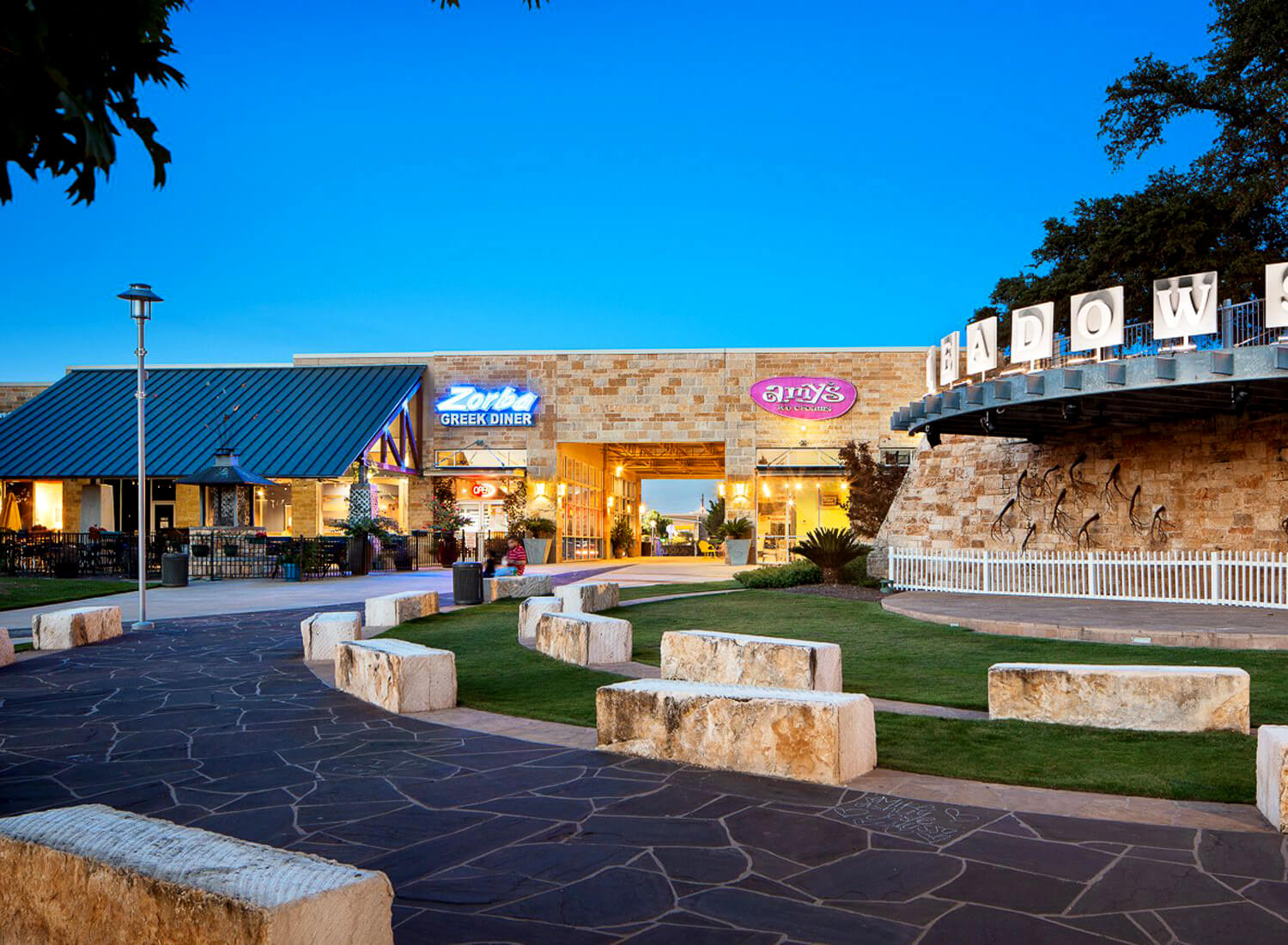 SouthMeadowsMall Grocapitus