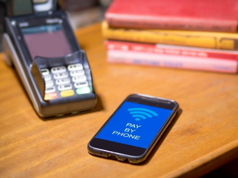 Does Chipotle Take Apple Pay? Grocery Store Dive