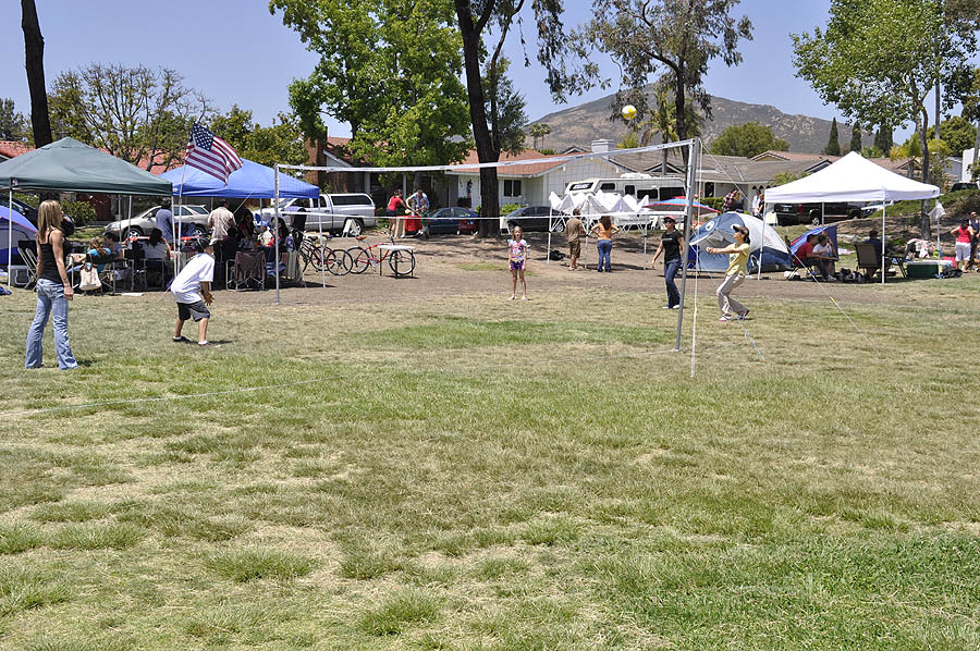 Scenes from the Lake Murray July 4 Music Fest « GrokSurf's San Diego