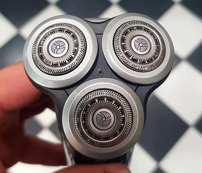 Debate On Foil Vs Rotary Shaver 2 Popular Types Of Electric Razors