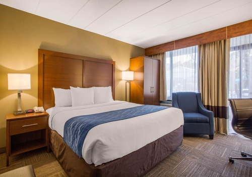 Comfort Inn Eatontown Nj COMFORT