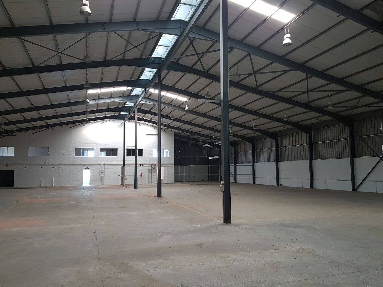 Group7 Properties WAREHOUSE ON THE N2 SOMERSET WEST BUSINESS PARK