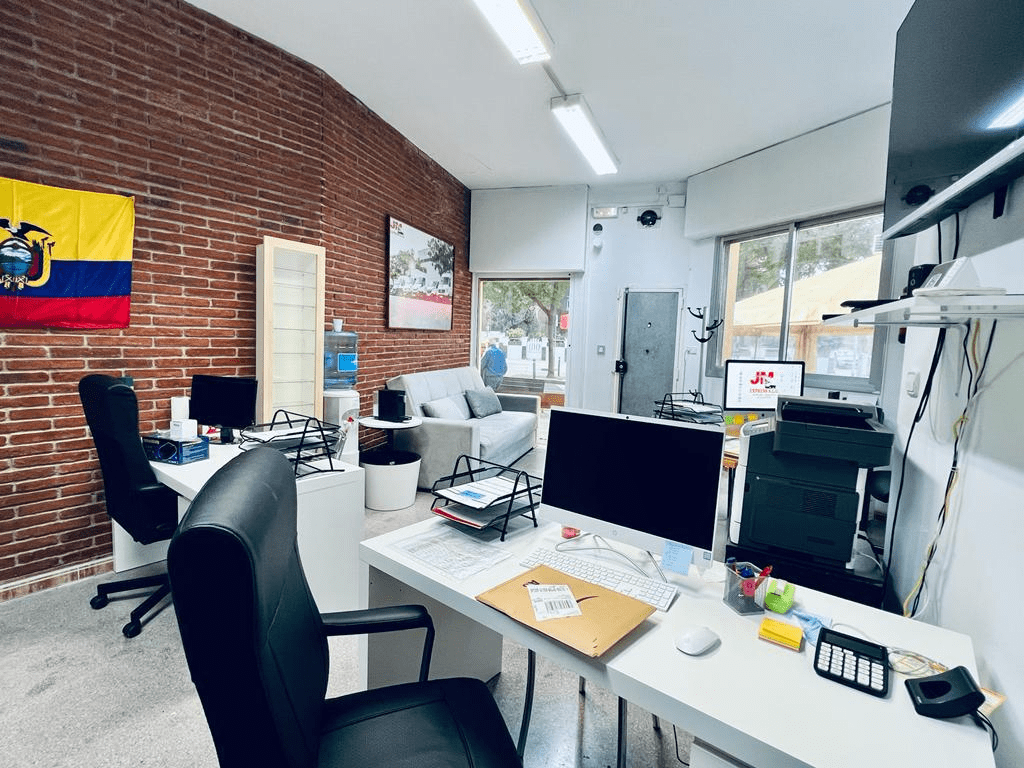 Instalaciones Transportes Group JM Express