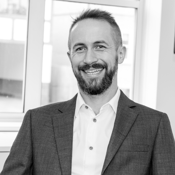 Dr. Dominic Pye Grow Group