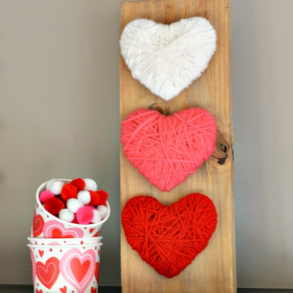 Ombre Yarn Heart Wood Pallet Craft