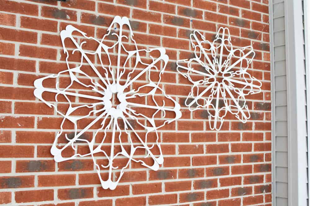 DIY Hanger Snowflake with Lights