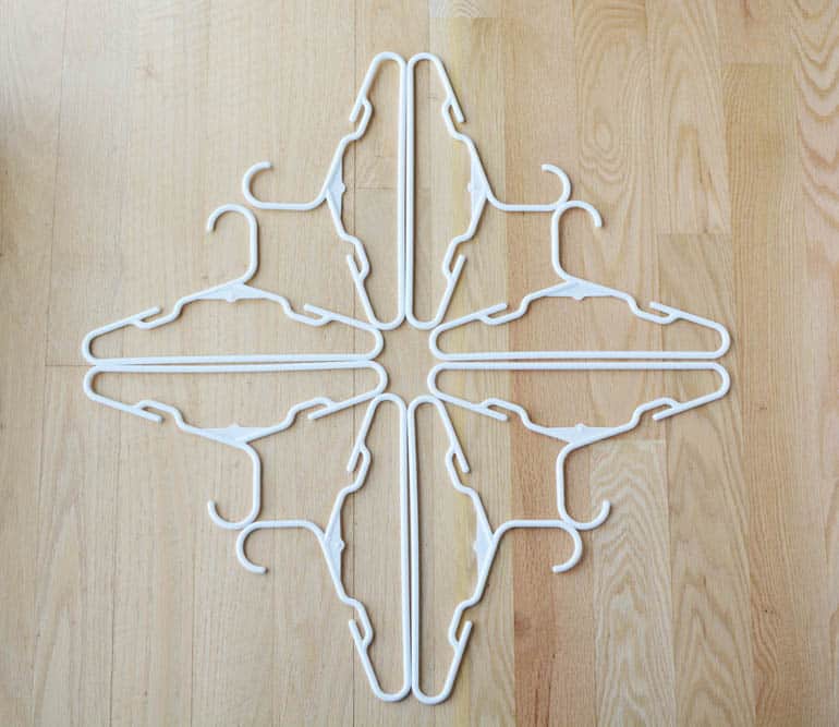 DIY Hanger Snowflake with Lights