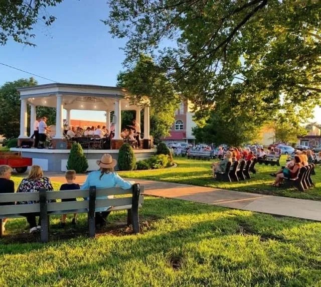 Our Mission Thriving Community Grow Iola